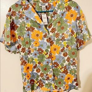 70’s printed button down top🧡